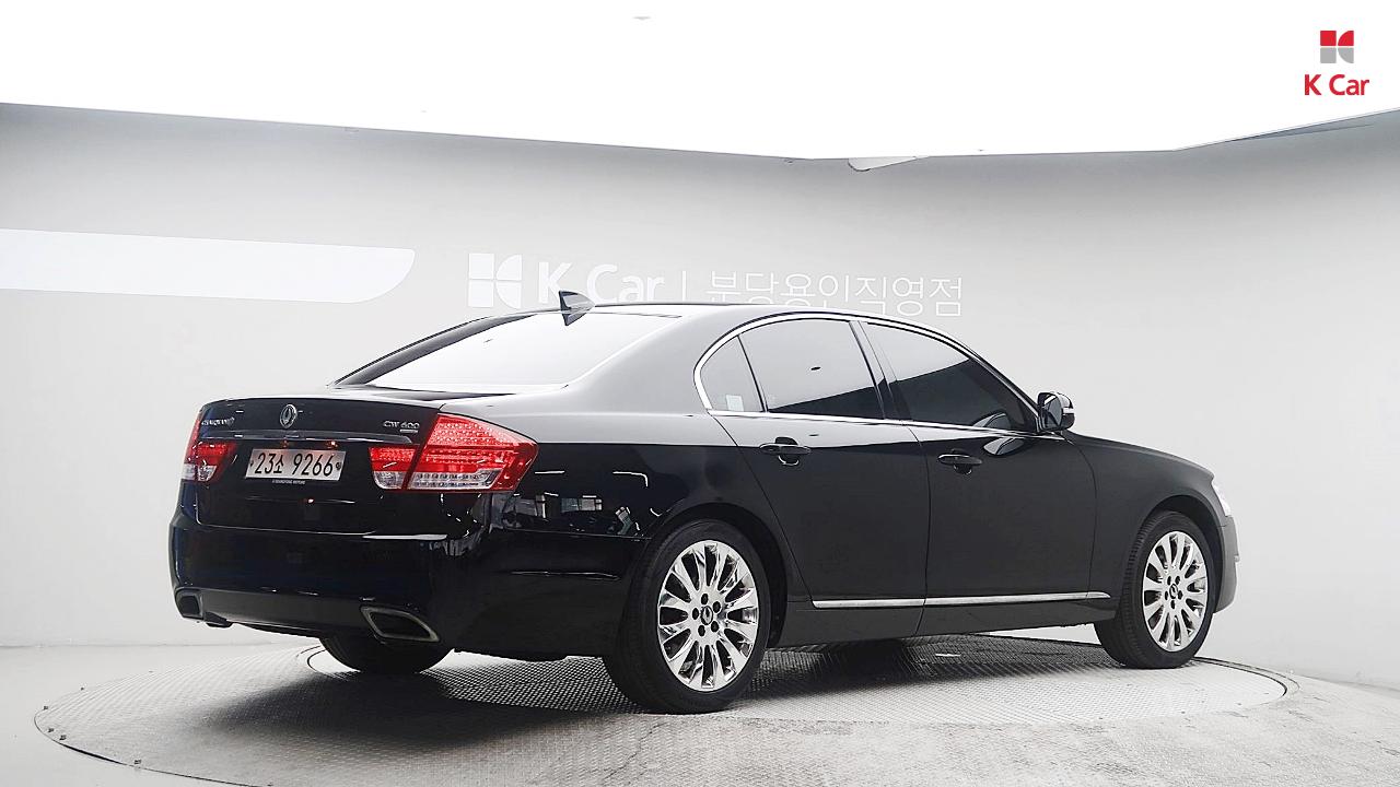 KG MOBILITY(SSANGYONG) New Chairman W CW600 4TRONIC