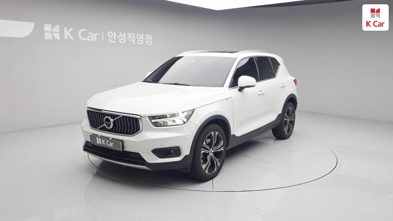 فولفو XC40