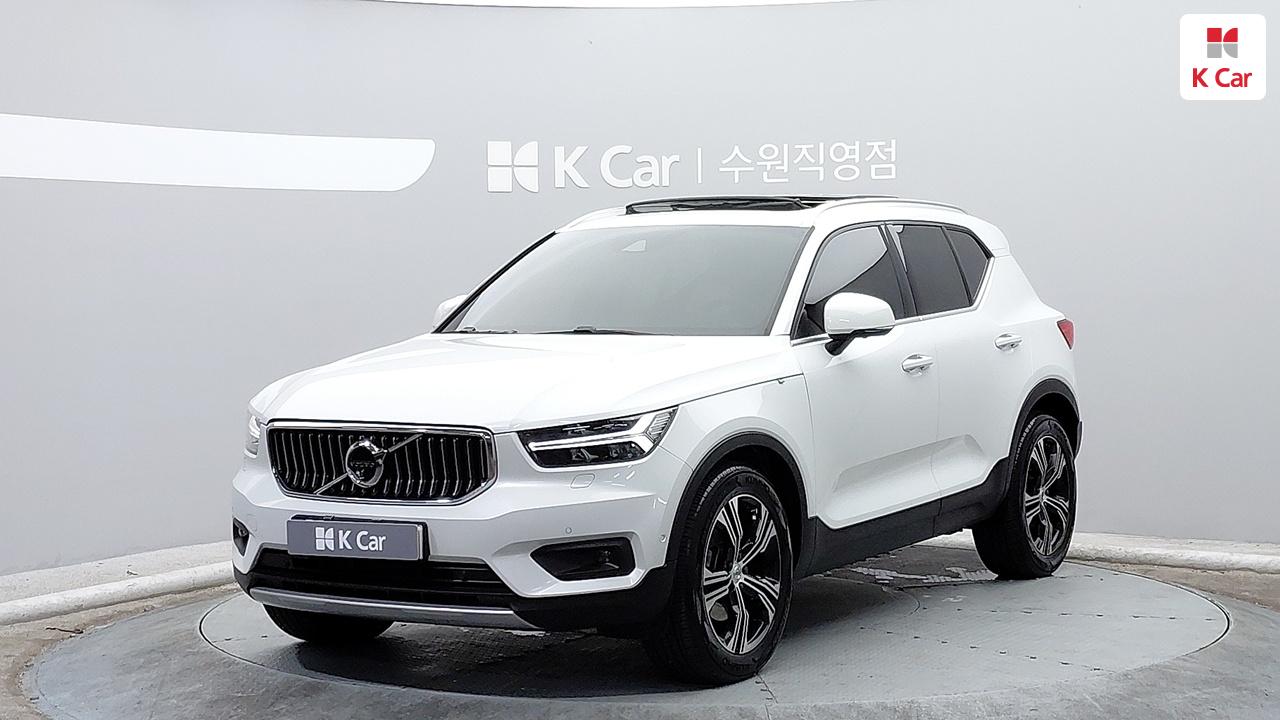 فولفو XC40