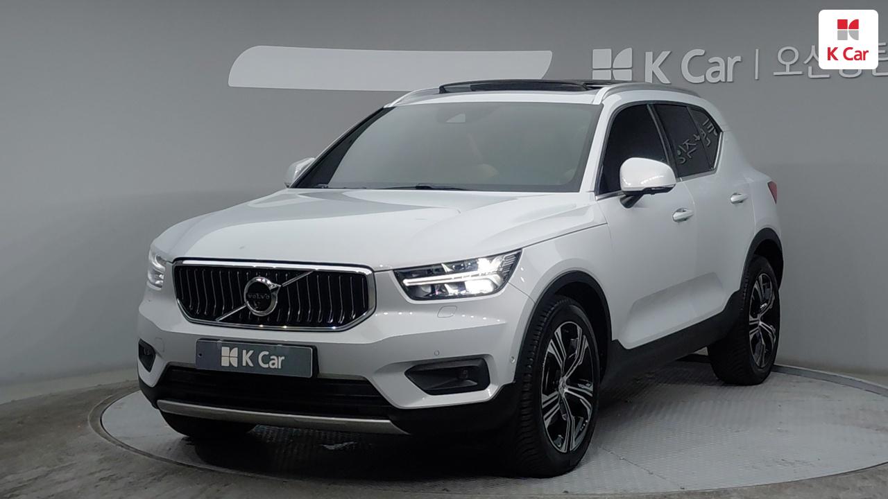 فولفو XC40