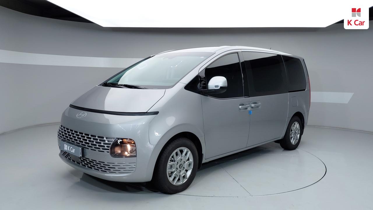 Hyundai Staria