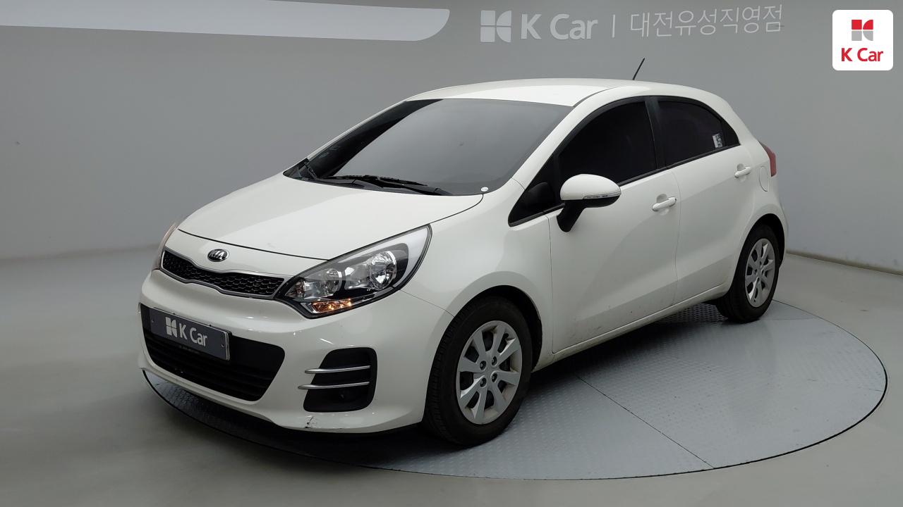 KIA The New Pride 5Door 1.4 MPI KIA The New Pride 5Door 1.4 MPI