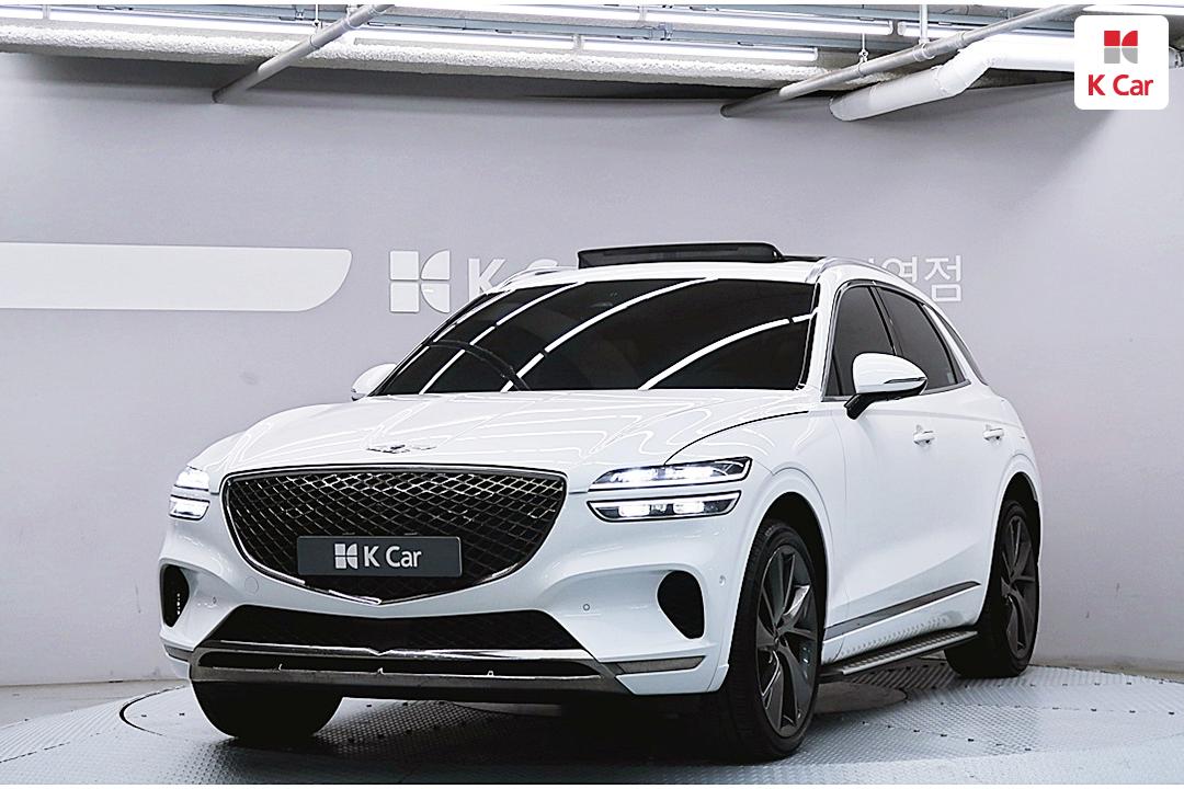 Genesis GV70 - фото 1