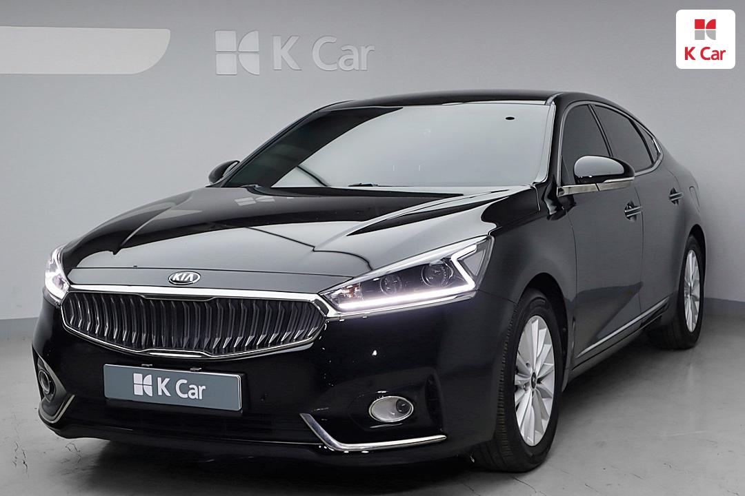 Kia K7 - фото 1