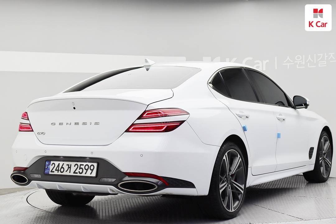 Genesis G70 The New Gasoline Turbo 2.5 2WD Sport Package — фото 2