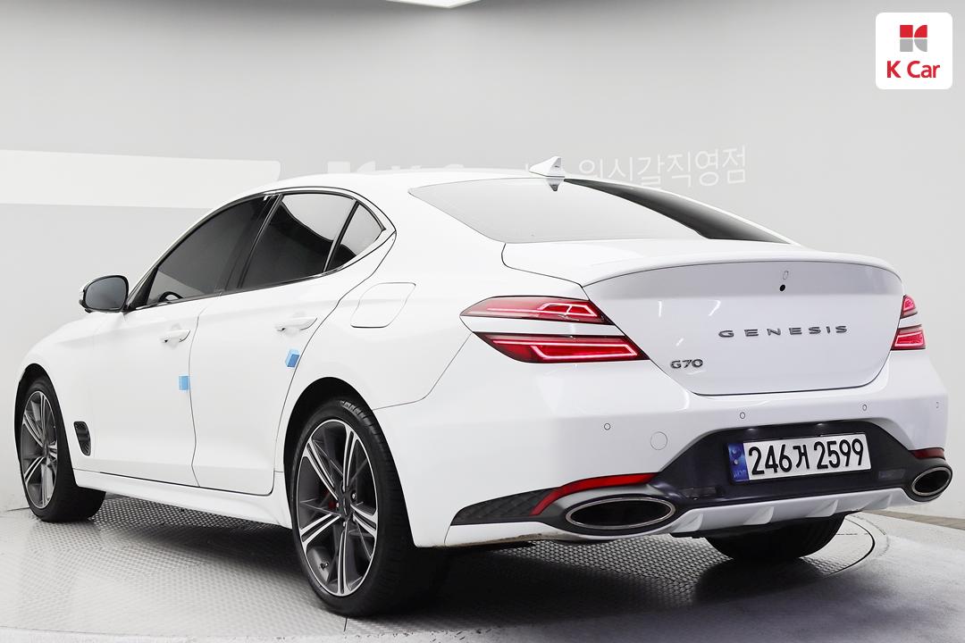 Genesis G70 The New Gasoline Turbo 2.5 2WD Sport Package — фото 4