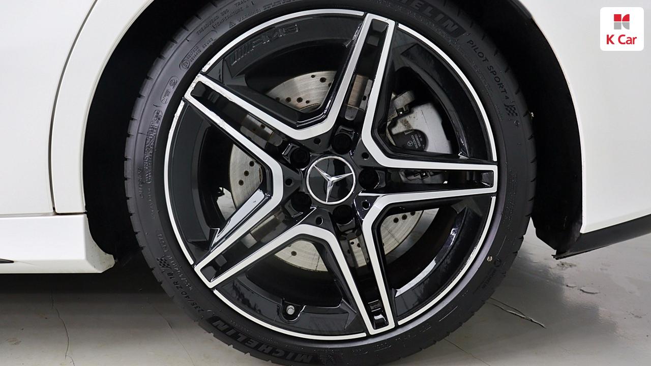벤츠 A-클래스 W177 가솔린 4WD A35 AMG 4MATIC 세단