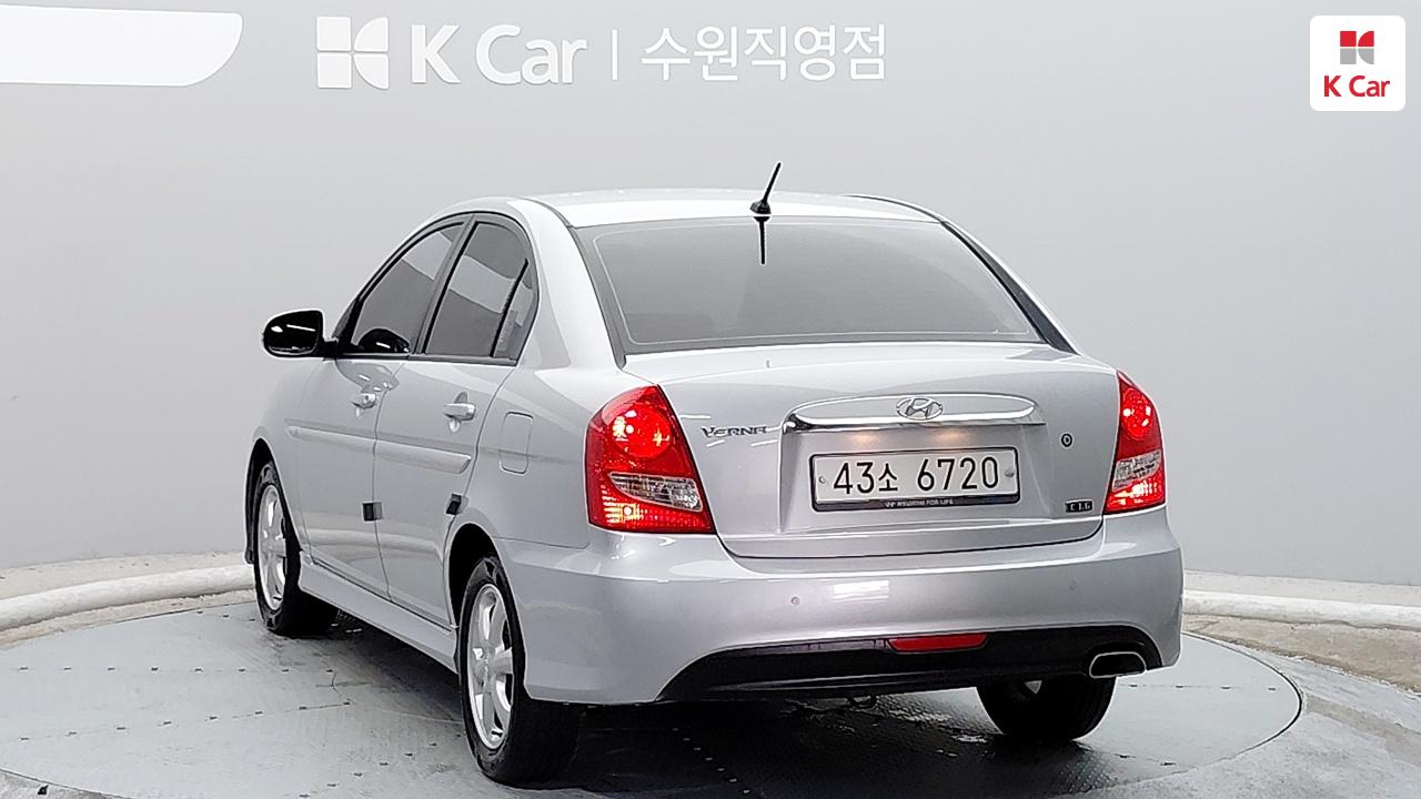 HYUNDAI Verna Transform 1.6 VVT