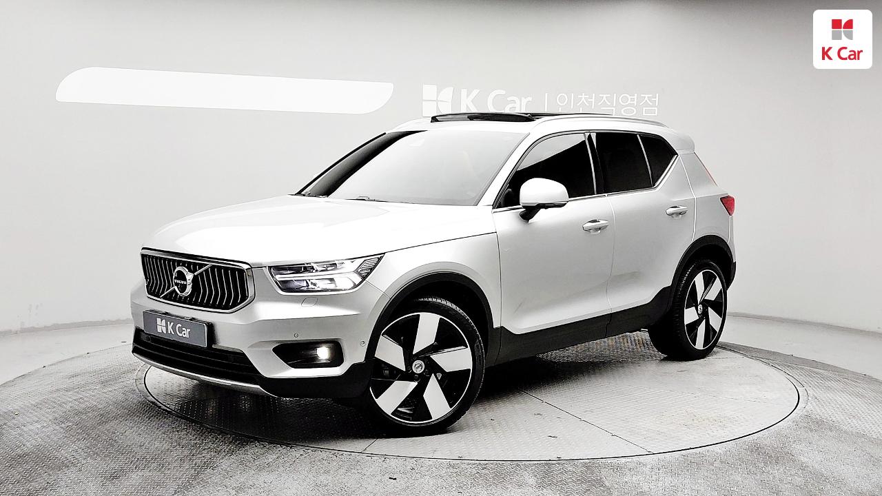 فولفو XC40