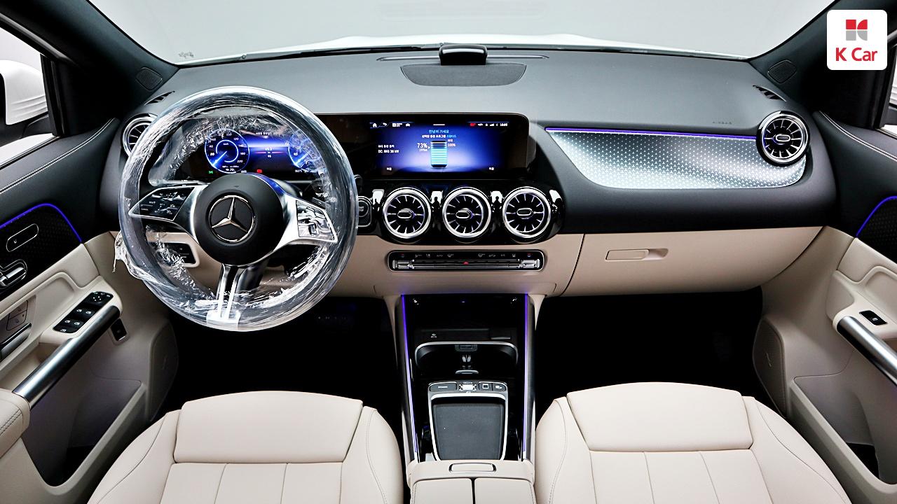 Mercedes-Benz EQA H243 250 — 5