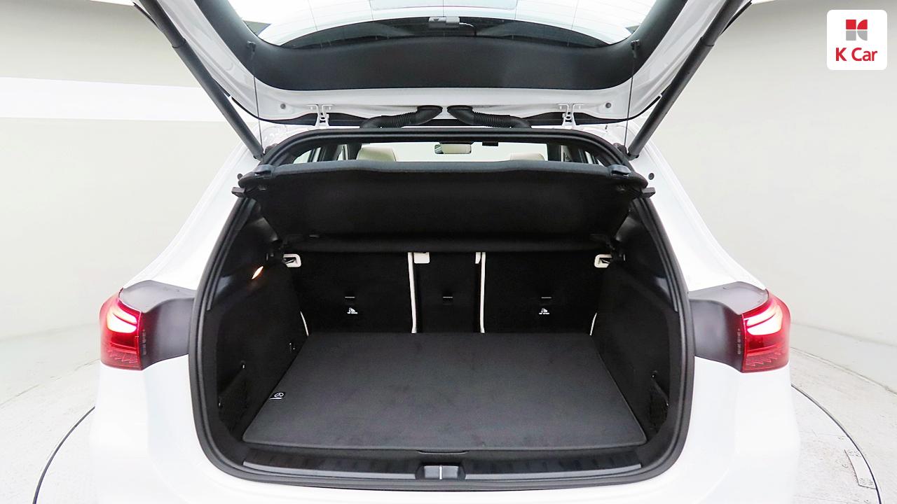 Mercedes-Benz EQA H243 250 — 11
