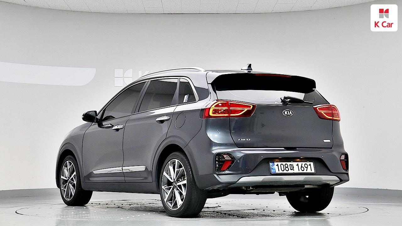 Kia Niro Noblesse Special 2021 — фото 2