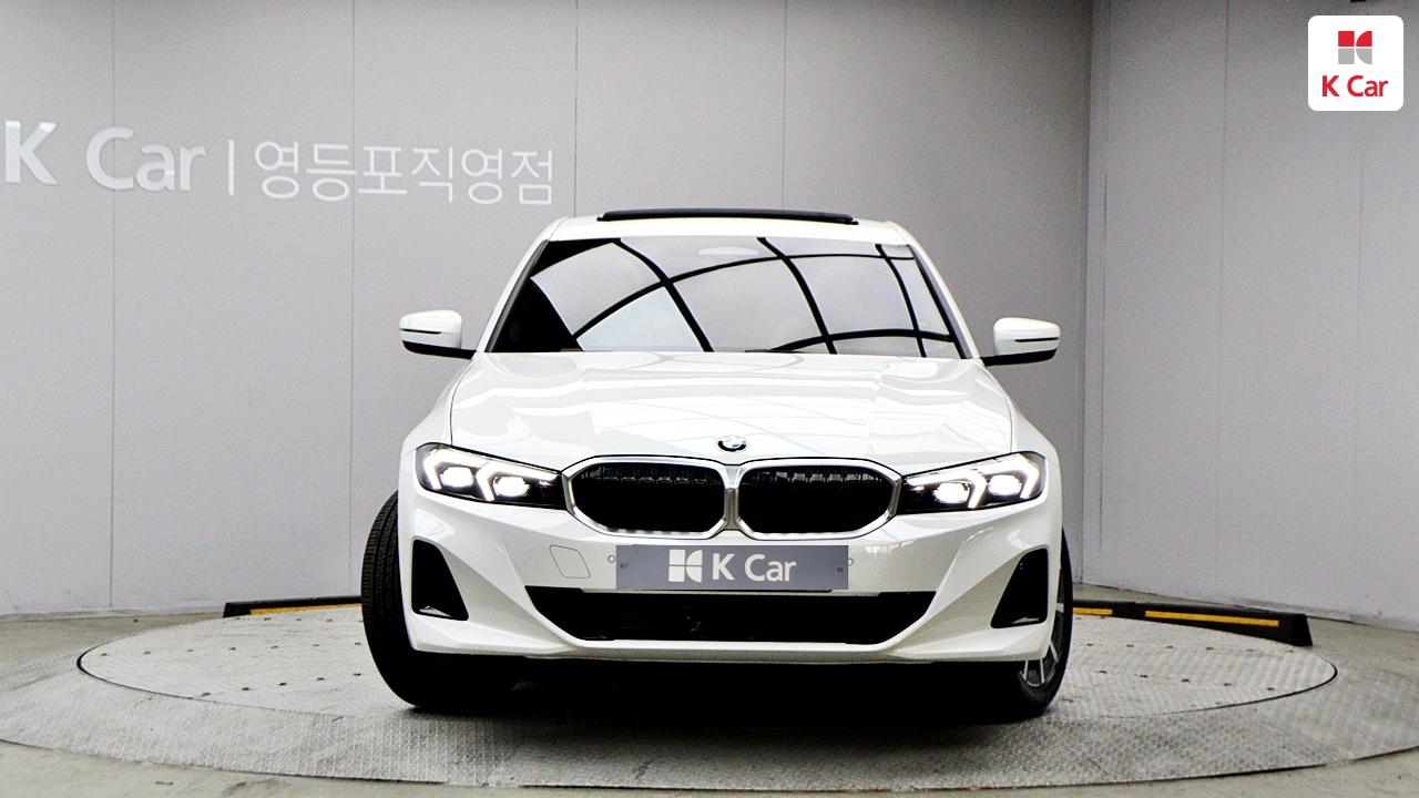 BMW 3 Series Gasoline 2WD 320i — фото 3