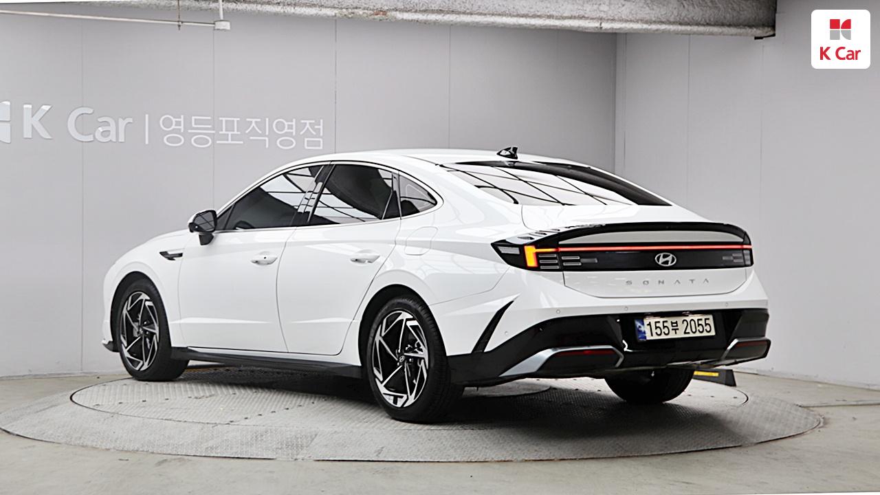 Hyundai Sonata 2.0 Gasoline Exclusive — фото 2