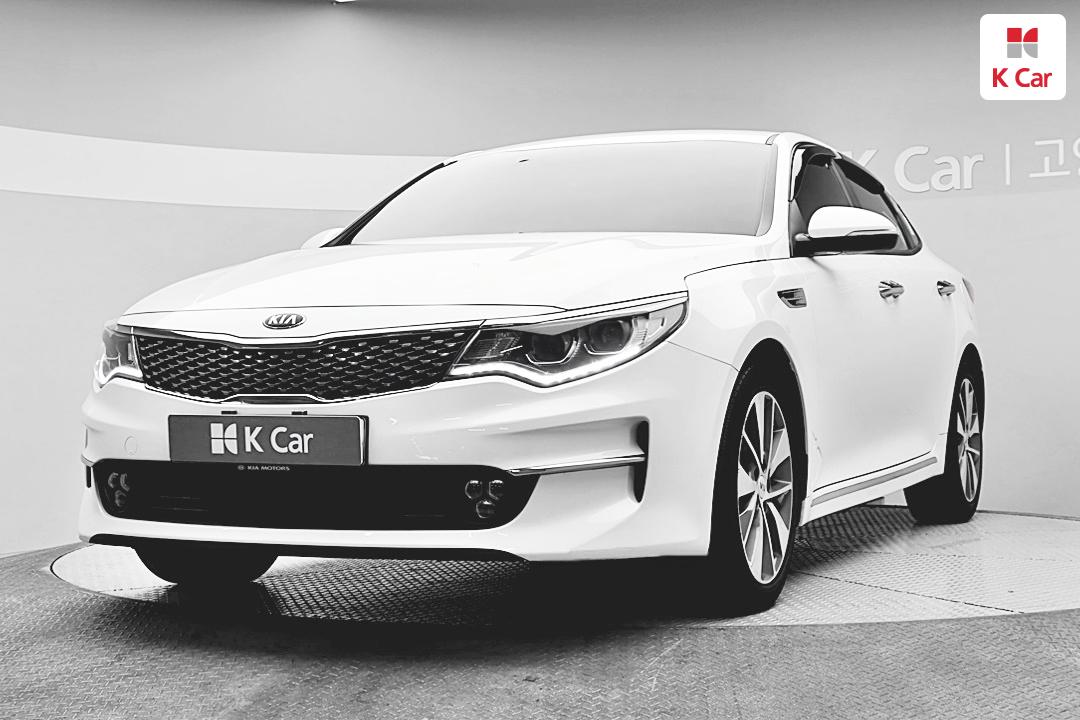 Kia K5 - фото 1