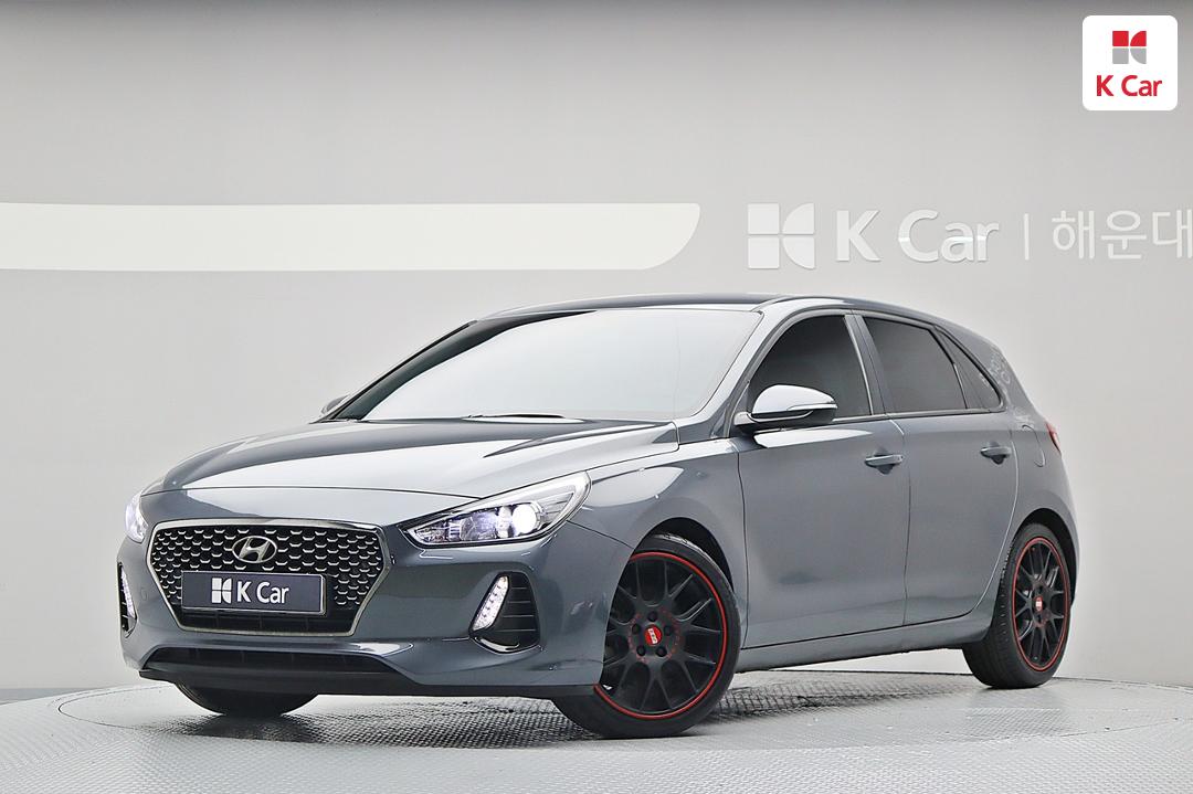 Hyundai i30 - фото 1