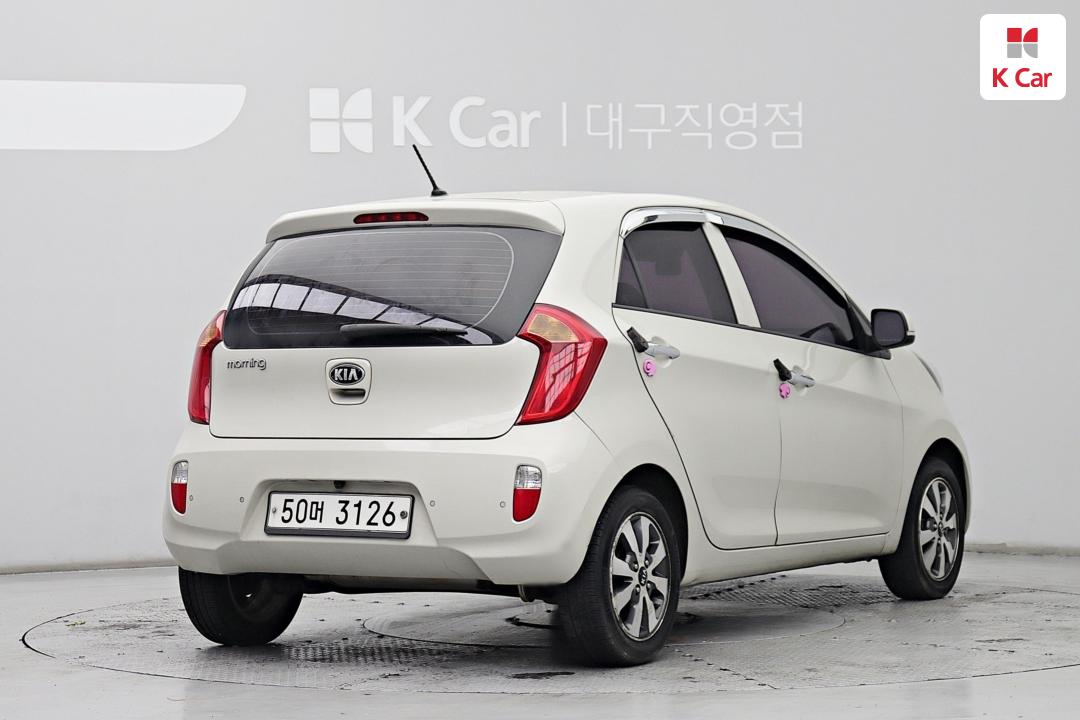 Kia Morning Deluxe Trendy 3