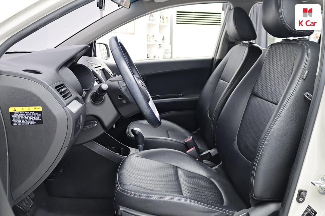 Kia Morning Deluxe Trendy 8