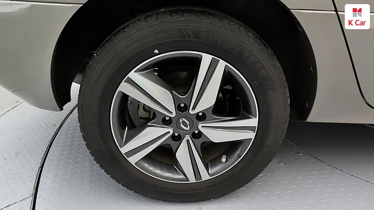 RENAULT(SAMSUNG) QM5 Neo Gasoline 2WD