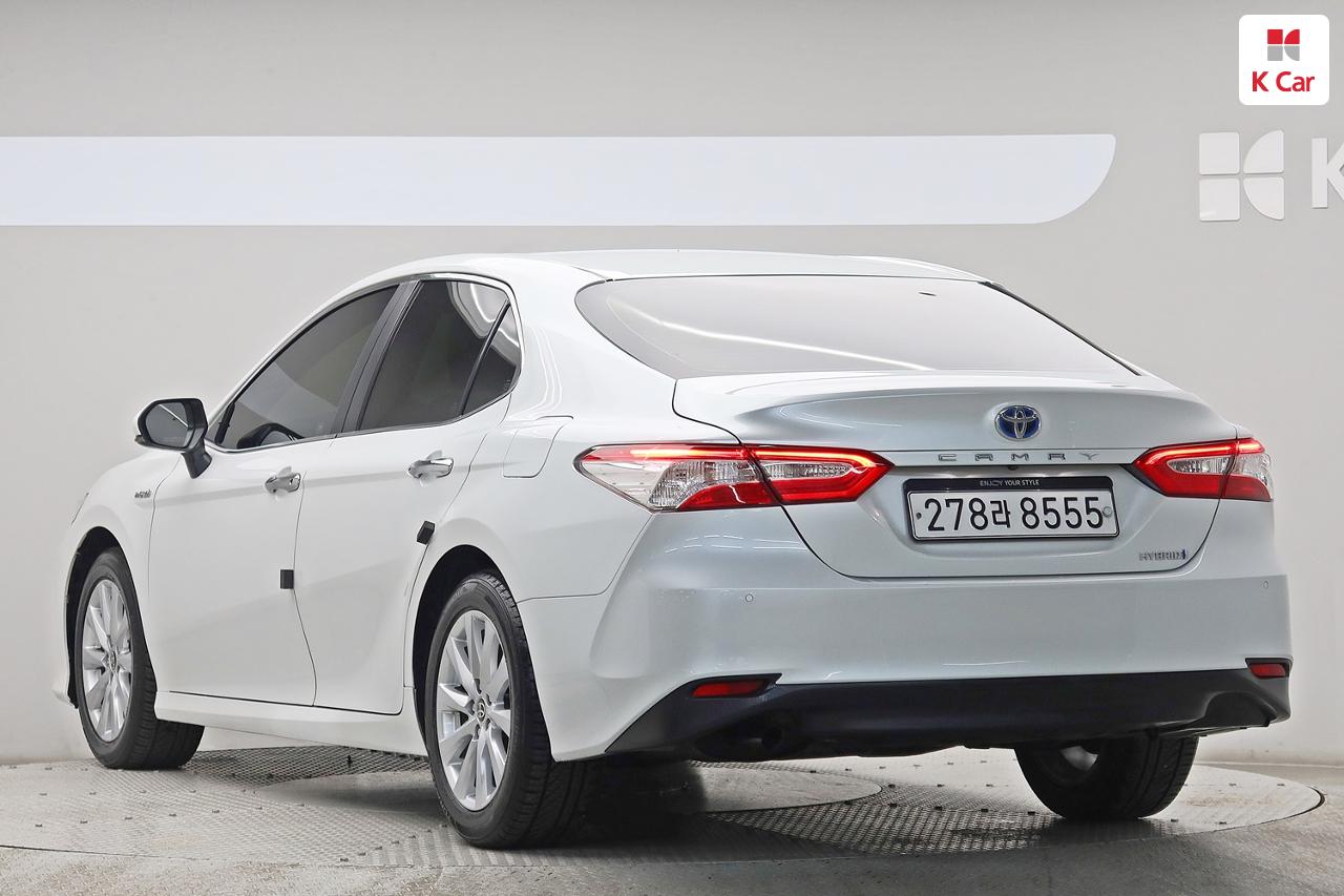 TOYOTA Camry (10th Generation) 2.5 Hybrid