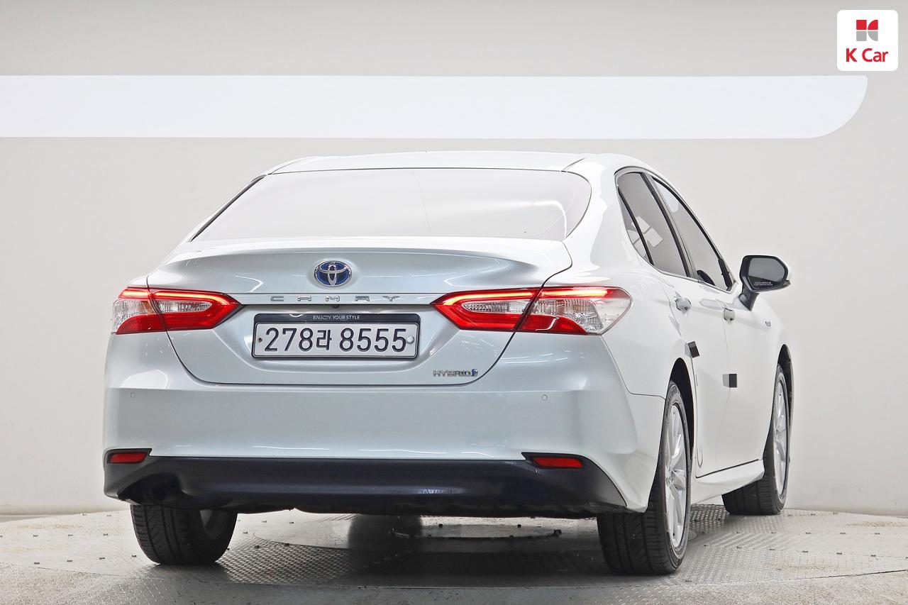 TOYOTA Camry (10th Generation) 2.5 Hybrid