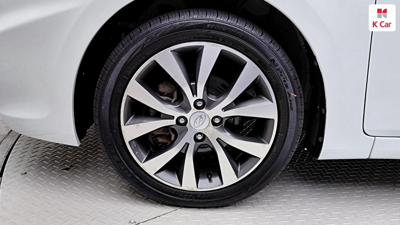 HYUNDAI Accent New Model Wit 1.4 VVT