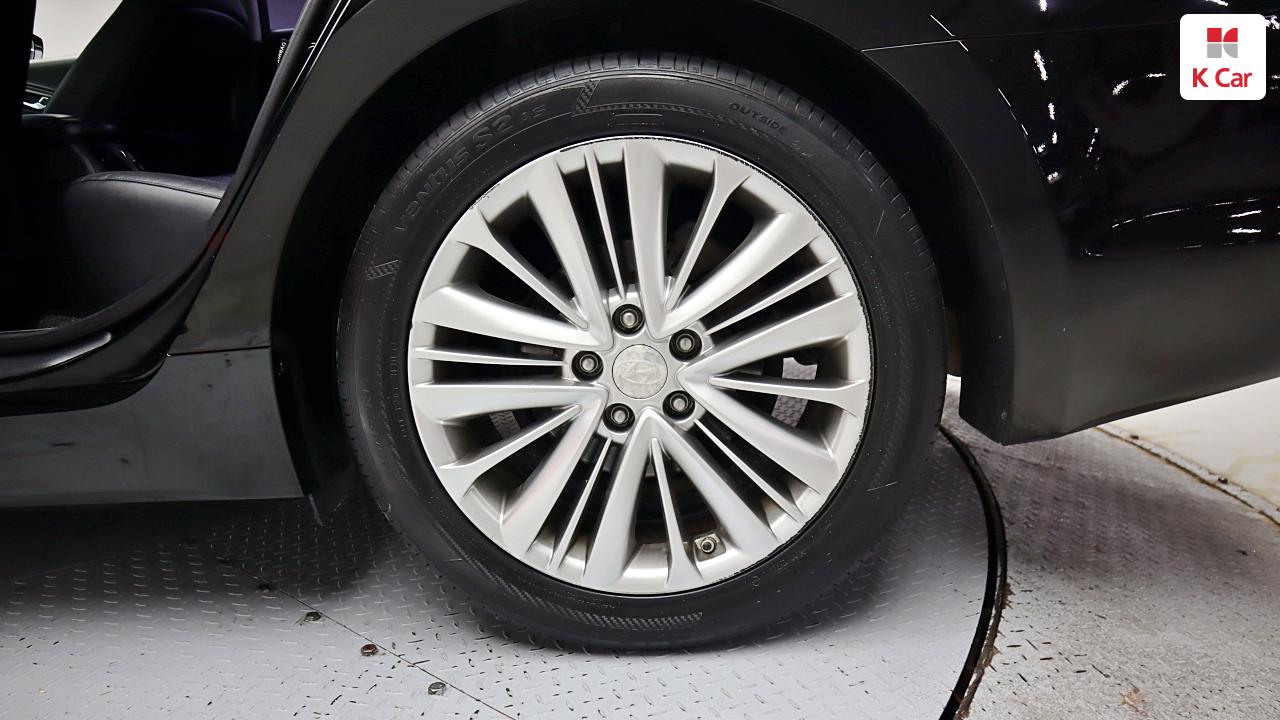 HYUNDAI Aslan G330