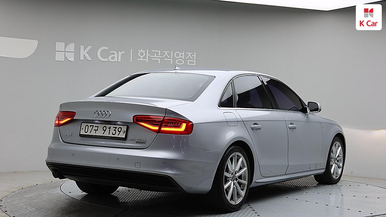 아우디 뉴 A4 (B8) 40 TFSI 콰트로 프레스티지 B8