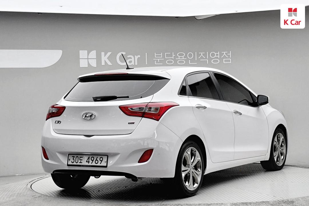 Hyundai i30 New 1.6 GDI Extreme 3