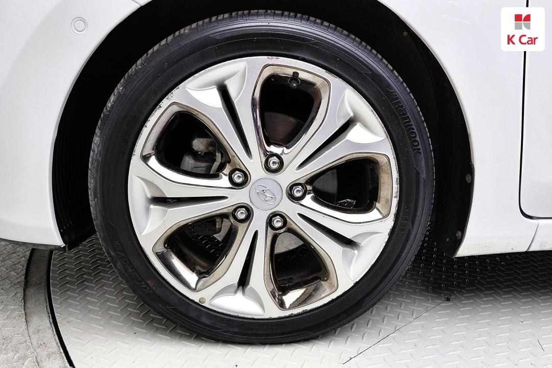 Hyundai i30 New 1.6 GDI Extreme 6