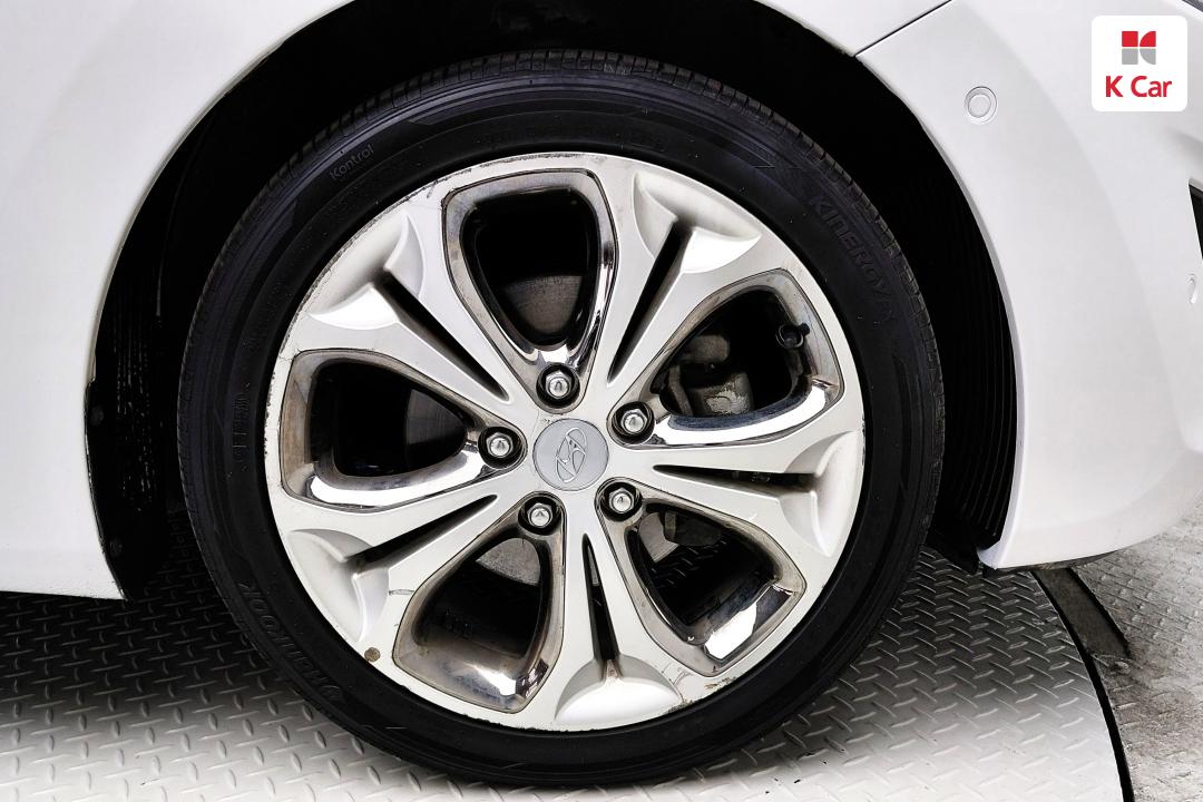 Hyundai i30 New 1.6 GDI Extreme 8