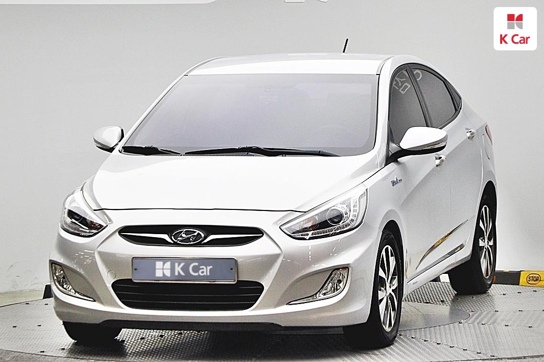 Hyundai Accent New 1.6 GDI Blue