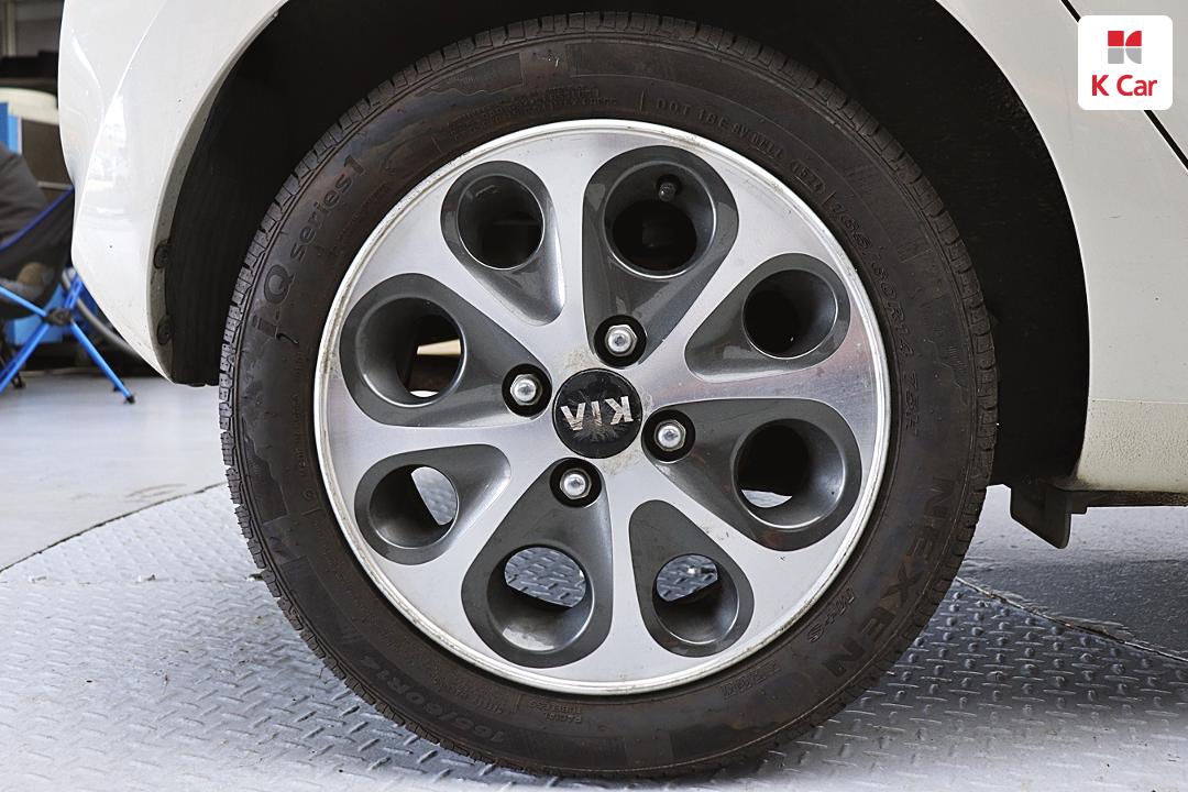 Kia Morning Deluxe Special 9