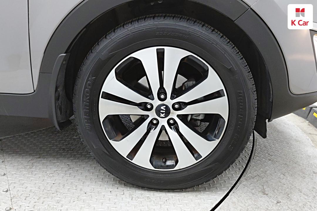 Kia Sportage R Diesel 2WD TLX Top Model 8