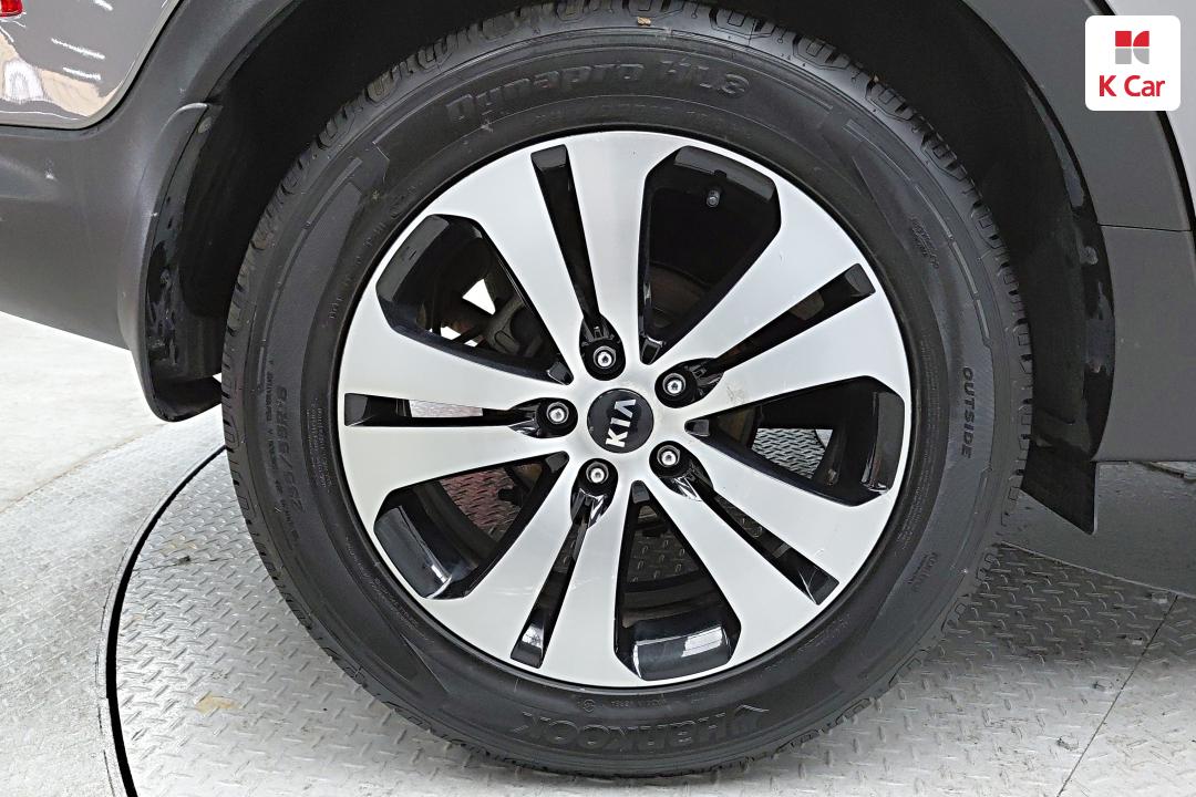 Kia Sportage R Diesel 2WD TLX Top Model 9