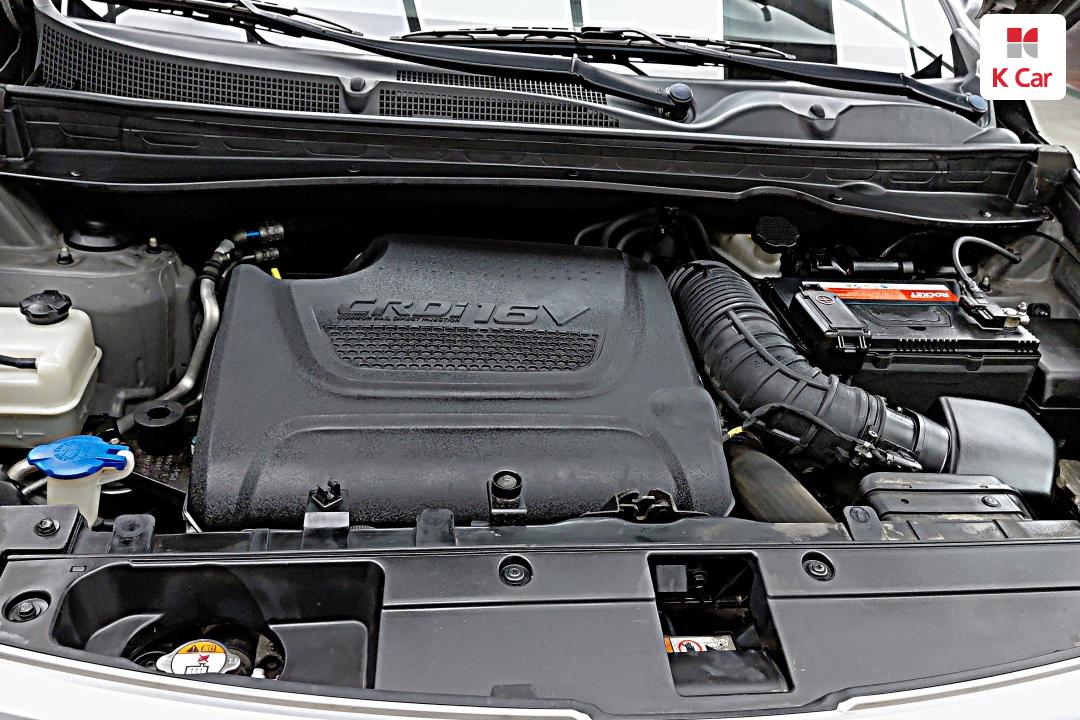 Kia Sportage R Diesel 2WD TLX Top Model 10