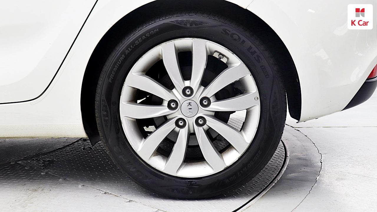 기아 올 뉴 카렌스 1.7 VGT 프레스티지