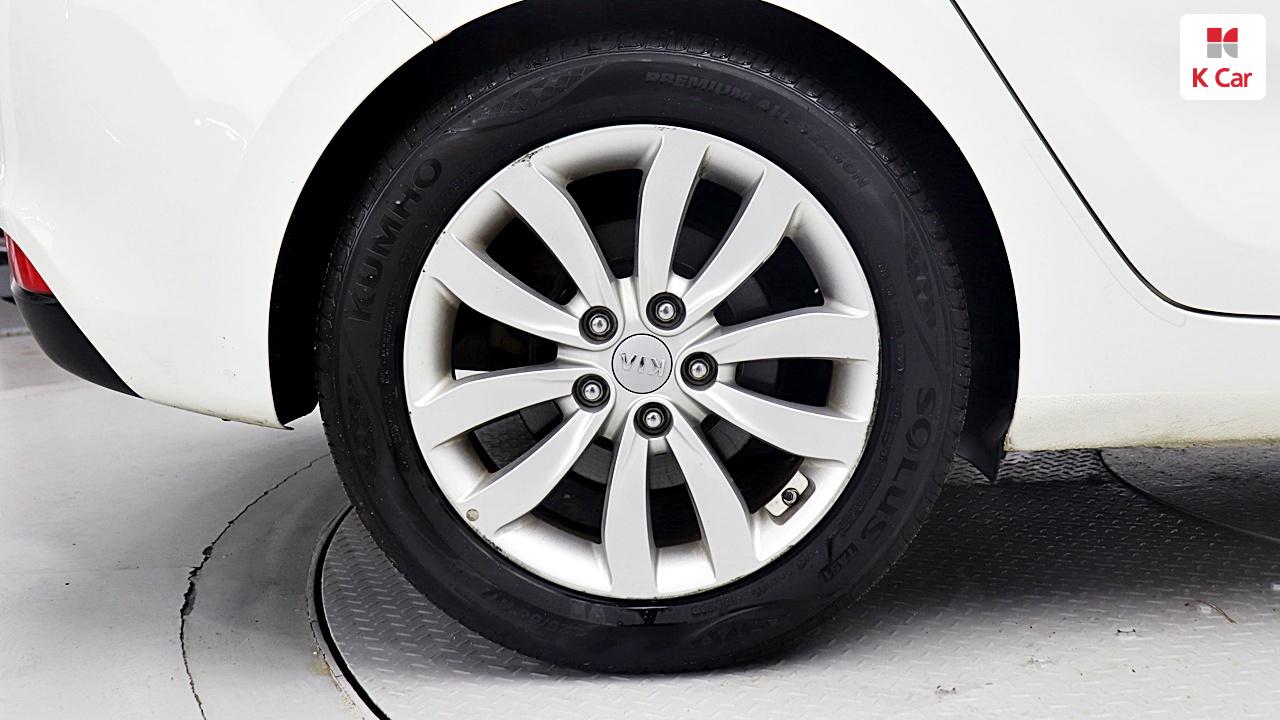 기아 올 뉴 카렌스 1.7 VGT 프레스티지