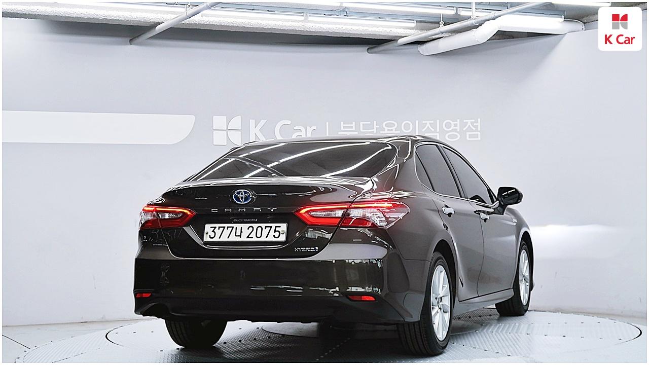 TOYOTA Camry (10th Generation) 2.5 Hybrid