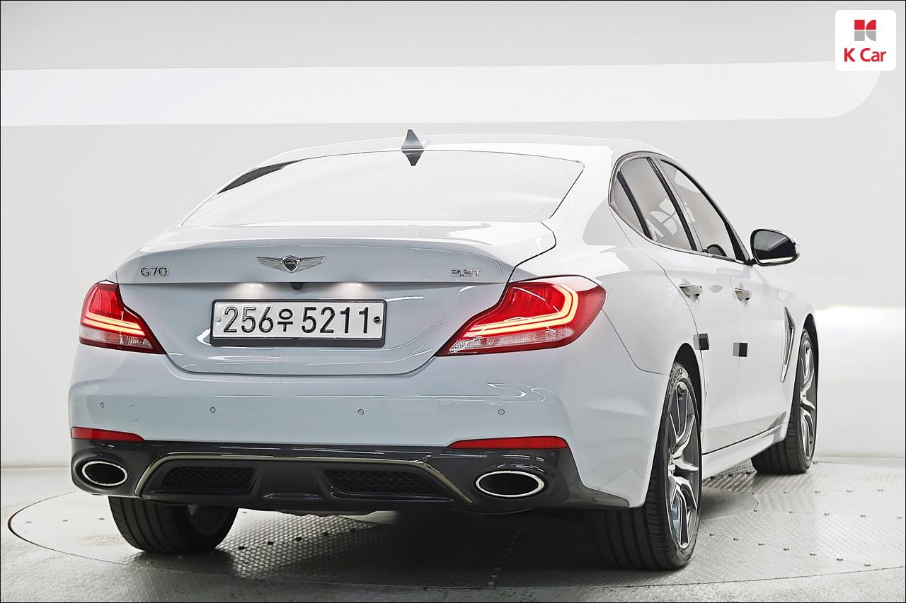 GENESIS G70 3.3T Sports