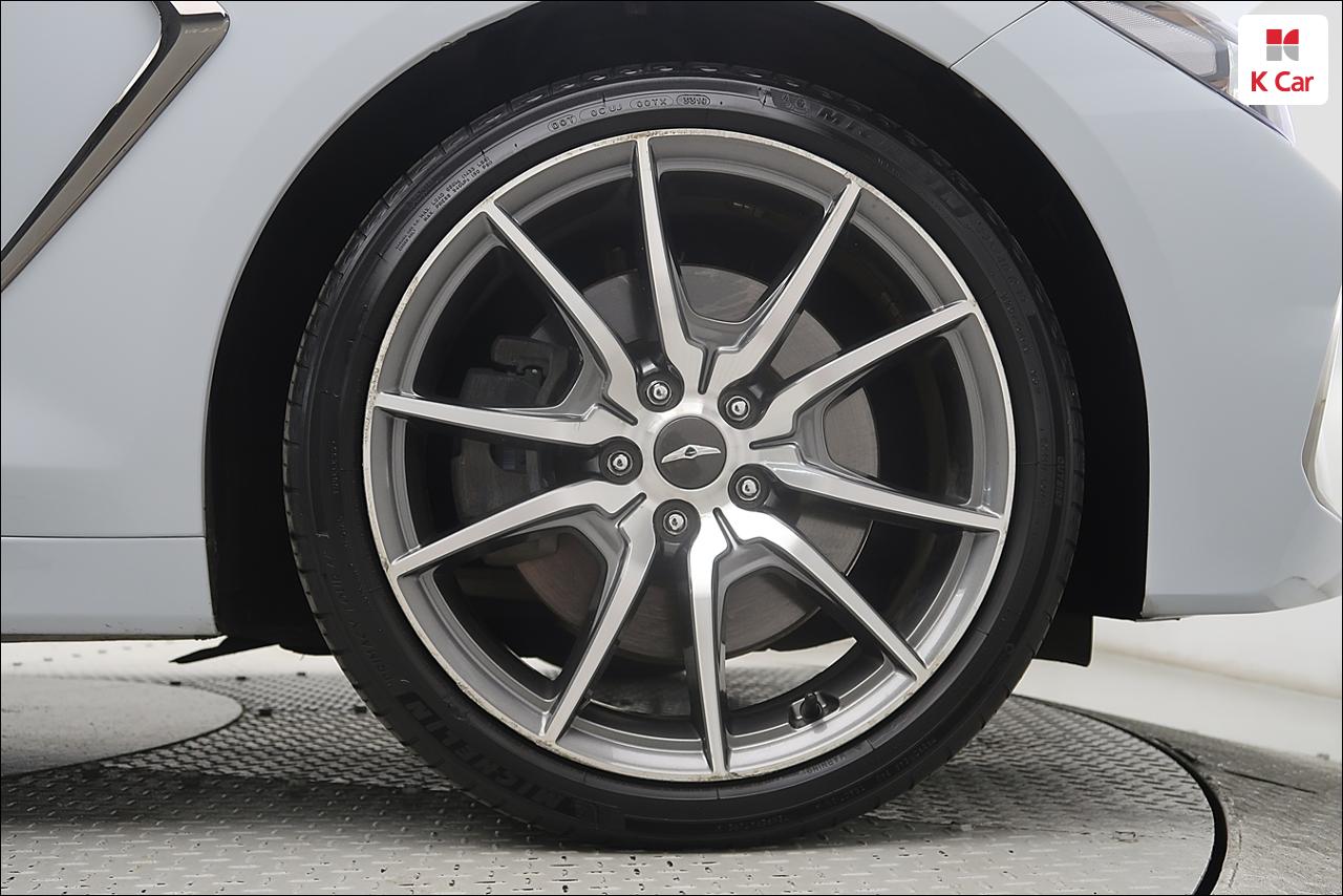 GENESIS G70 3.3T Sports