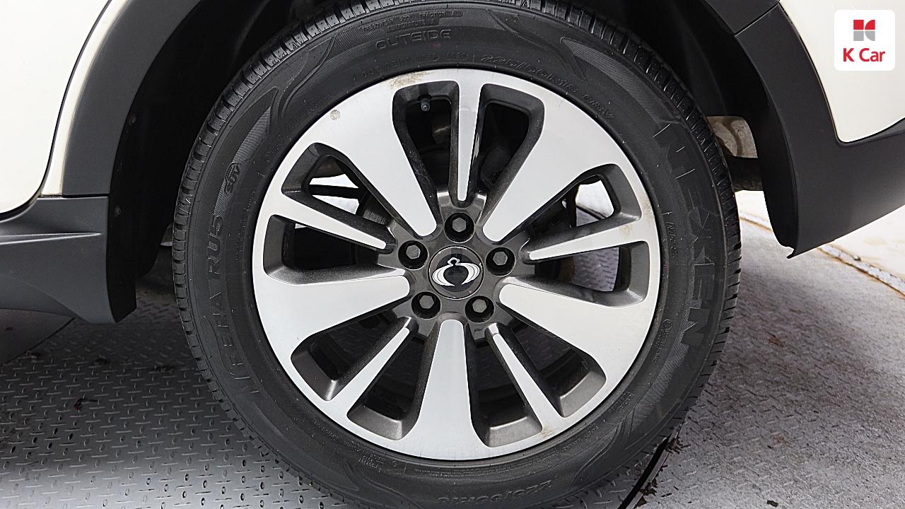 KG MOBILITY(SSANGYONG) New Korando C 2.0 2WD