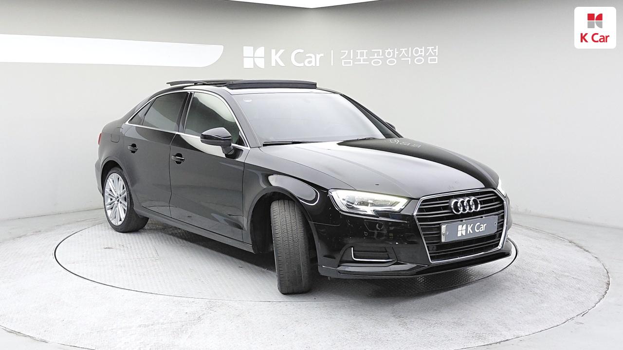 Audi A3 New 40 TFSI 8V 3
