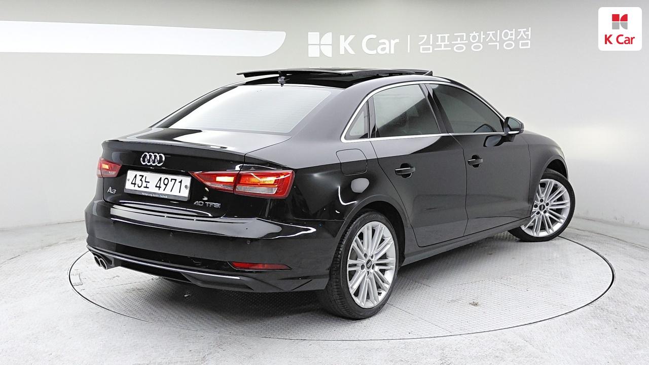 Audi A3 New 40 TFSI 8V 5