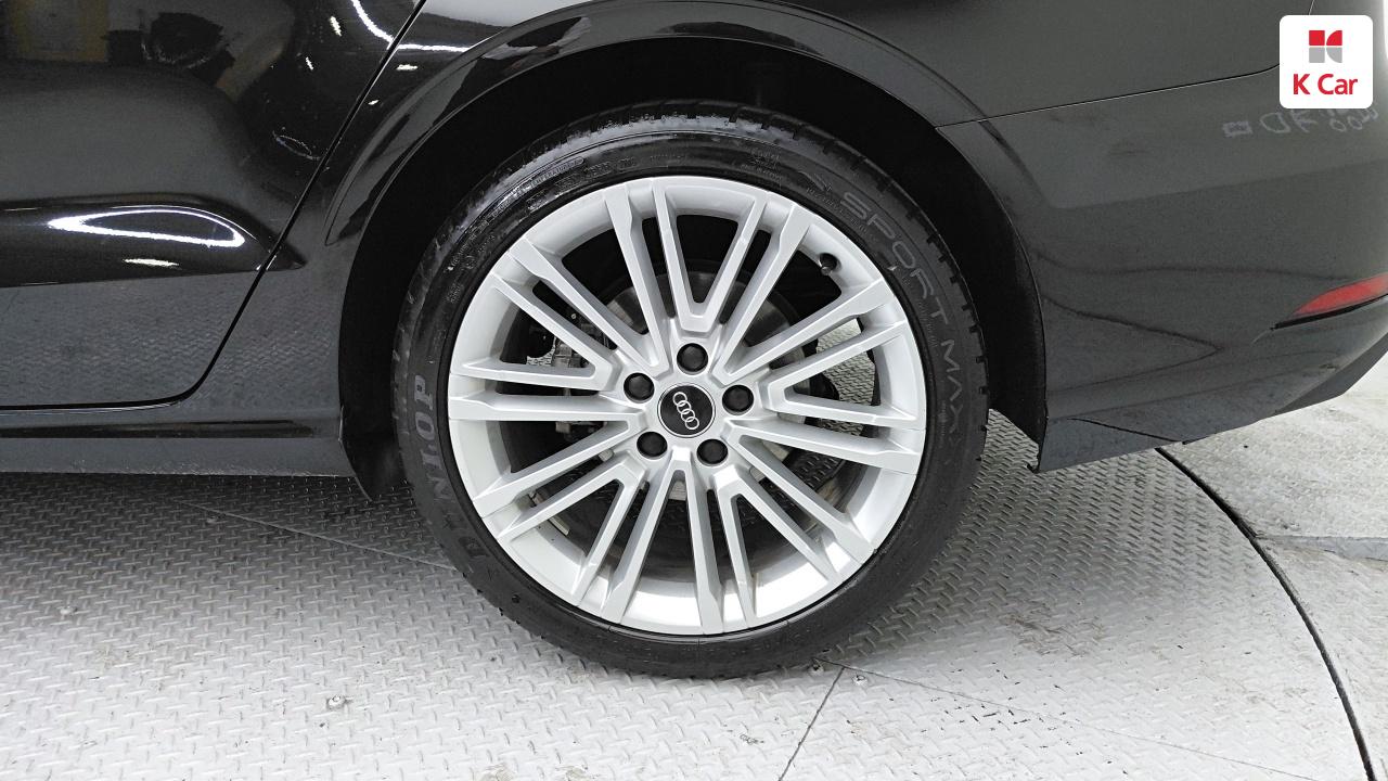 Audi A3 New 40 TFSI 8V 7