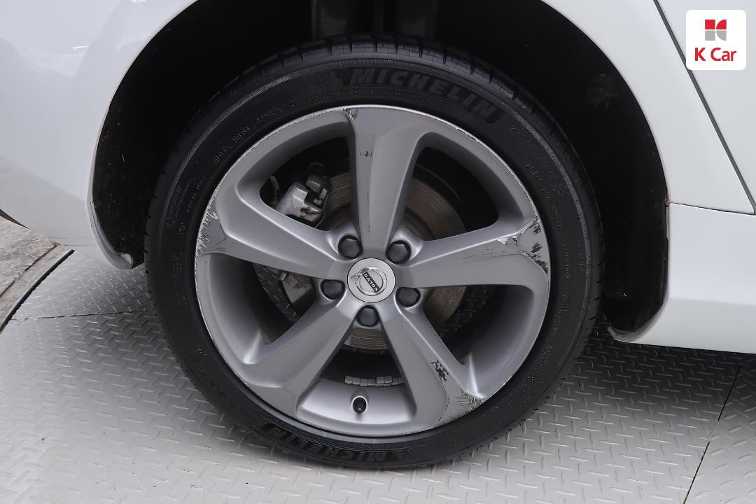 Volvo V40 D3 Momentum 9