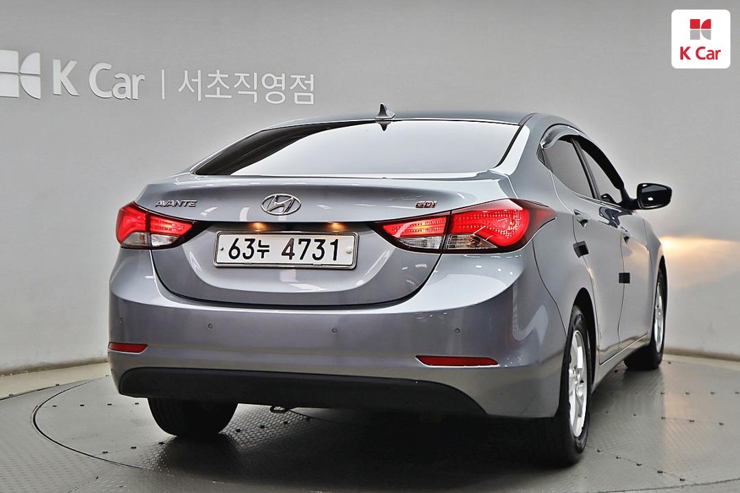 Hyundai Avante 1.6 GDi Smart Base Type 3