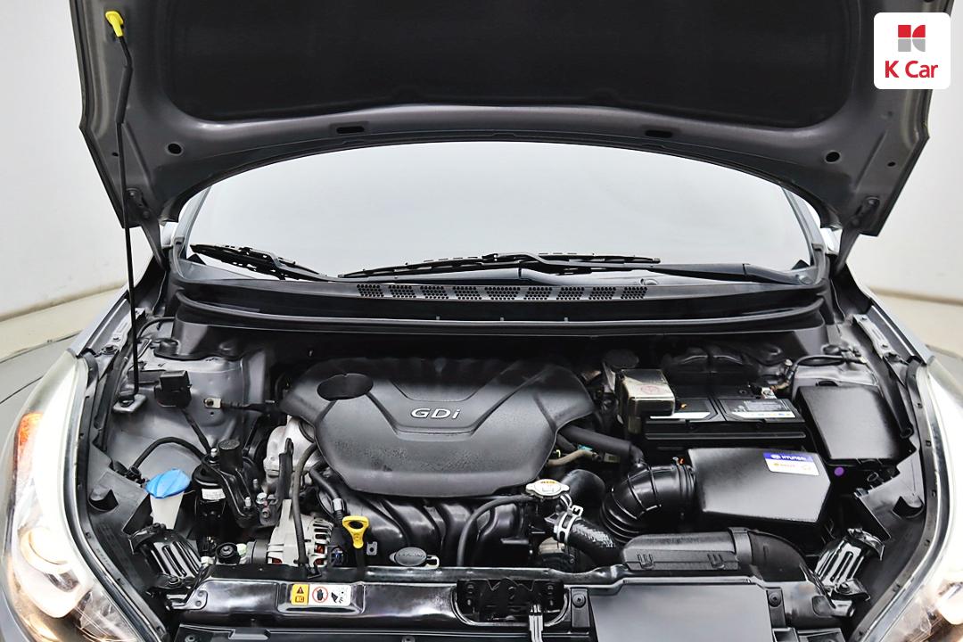 Hyundai Avante 1.6 GDi Smart Base Type 10