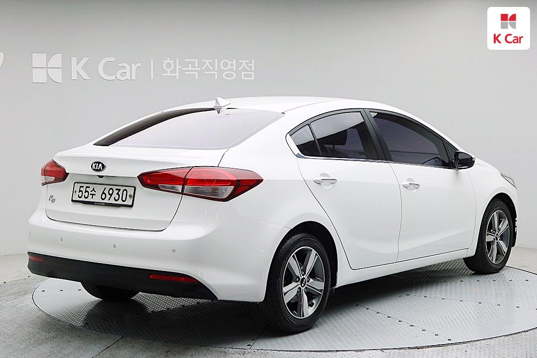 Kia K3 Prestige No sub-trim 5