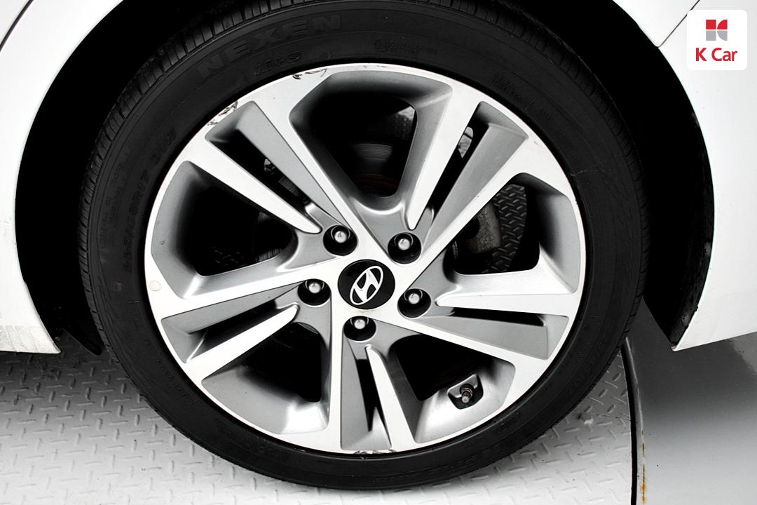 Hyundai Avante AD 1.6 GDI Value Plus 7